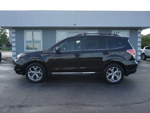 Used 2017 Subaru Forester 2.5i Touring AWD/4WD image 8