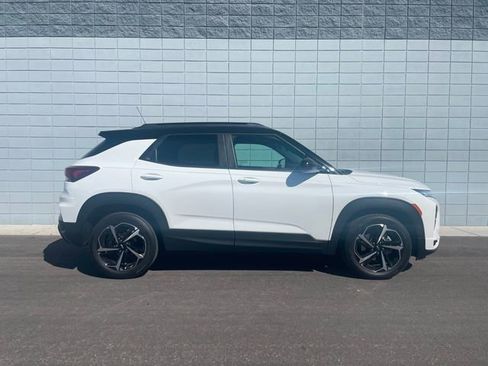 Used 2023 Chevrolet TrailBlazer RS w/ Convenience Package image 2