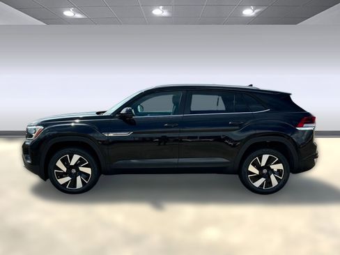 New 2026 Volkswagen Atlas Cross Sport SE image 2