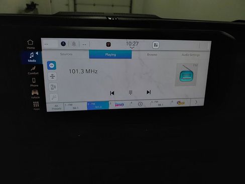 Used 2025 Jeep Wrangler Sport image 15