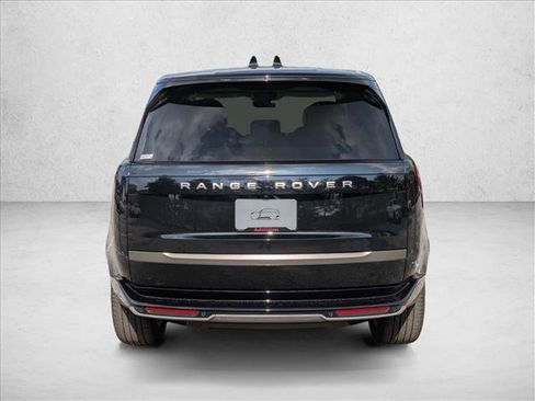 Certified 2025 Land Rover Range Rover SE AWD/4WD image 7