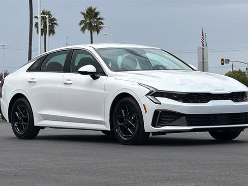 New 2026 Kia K5 LXS FWD image 2