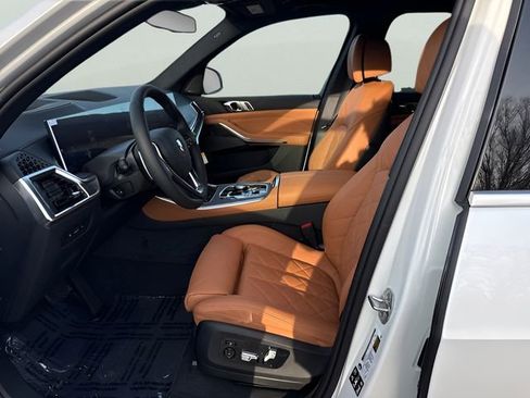 New 2026 BMW X5 xDrive40i w/ Climate Comfort Package image 9