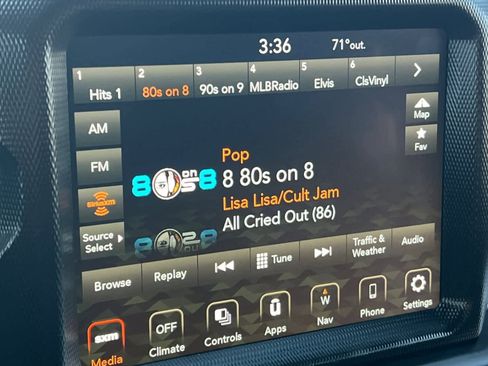 Used 2022 Jeep Wrangler Unlimited Sahara image 21