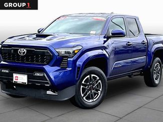Used 2024 Toyota Tacoma TRD Sport video 1