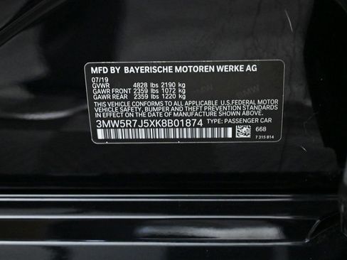 Used 2019 BMW 330i xDrive Sedan w/ Driving Assistance Package image 40