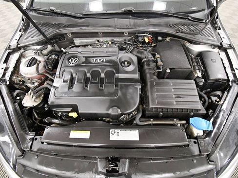 Used 2015 Volkswagen Golf TDI SEL FWD image 12