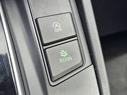 Used 2021 Honda CR-V Touring image 29