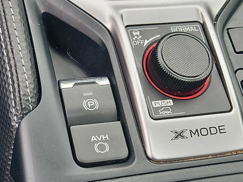 Used 2024 Subaru Forester Premium AWD/4WD image 26