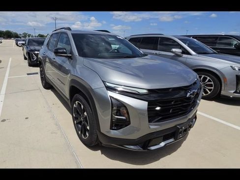 Certified 2025 Chevrolet Equinox RS w/ Safety and Technology Package AWD/4WD image 4