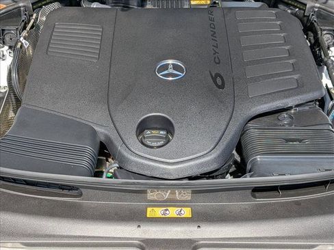 New 2026 Mercedes-Benz E 450 4MATIC Sedan image 16