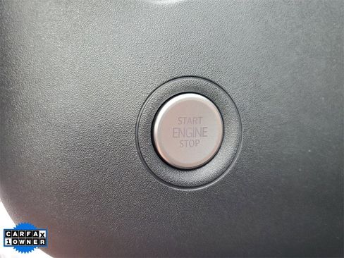 Used 2024 Volkswagen ID.4 S image 30