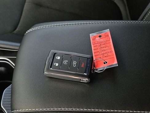 New 2025 Jeep Grand Cherokee Laredo X w/ Luxury Tech Group I image 24