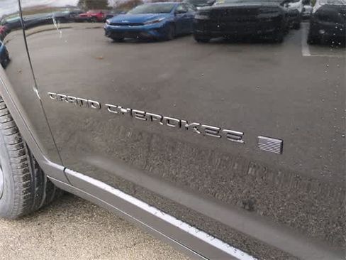 New 2025 Jeep Grand Cherokee L Limited image 13