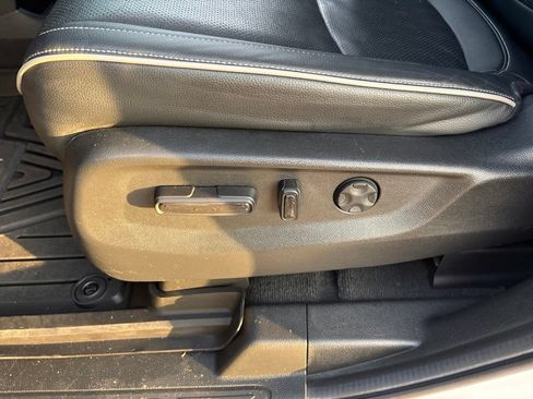 Used 2024 Honda Odyssey Elite image 19