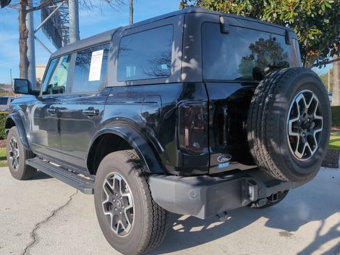 Used 2024 Ford Bronco Outer Banks image 8