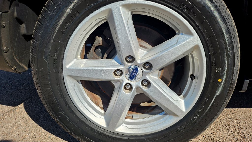 Used 2018 Ford Explorer XLT FWD image 16