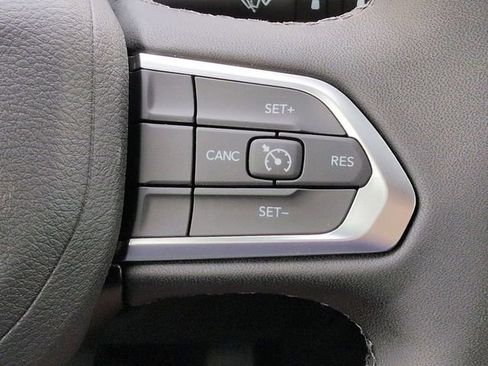 New 2026 Jeep Compass Latitude image 24