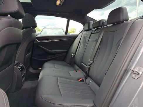Used 2023 BMW 530i xDrive w/ M Sport Package AWD/4WD image 10