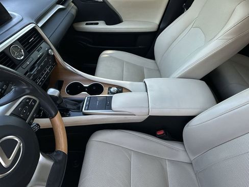 Used 2022 Lexus RX 350 FWD w/ Premium Package image 25