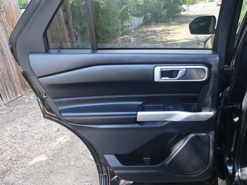 Used 2021 Ford Explorer XLT w/ Equipment Group 202A AWD/4WD image 26