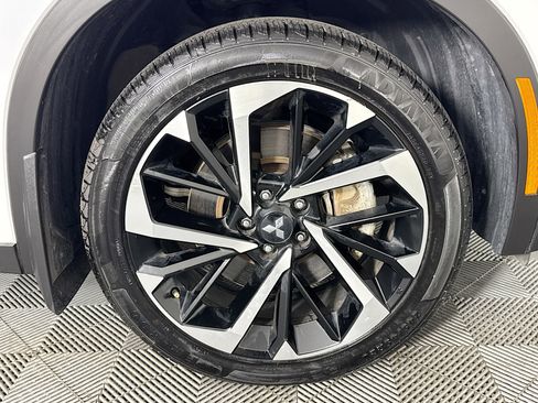 Used 2023 Mitsubishi Outlander SE image 31