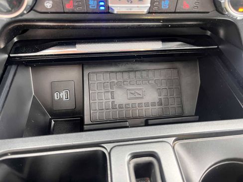 Used 2022 Ford F150 Lariat w/ Equipment Group 502A High image 31