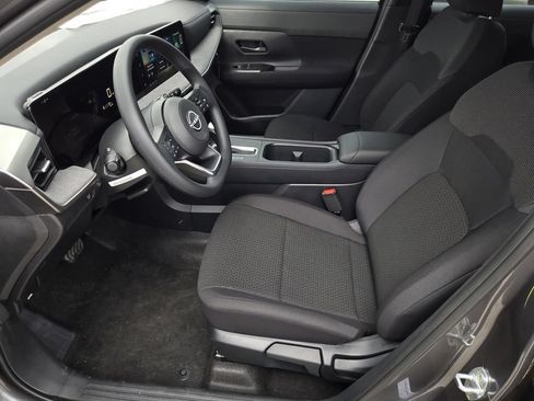 New 2026 Nissan Kicks S FWD image 18