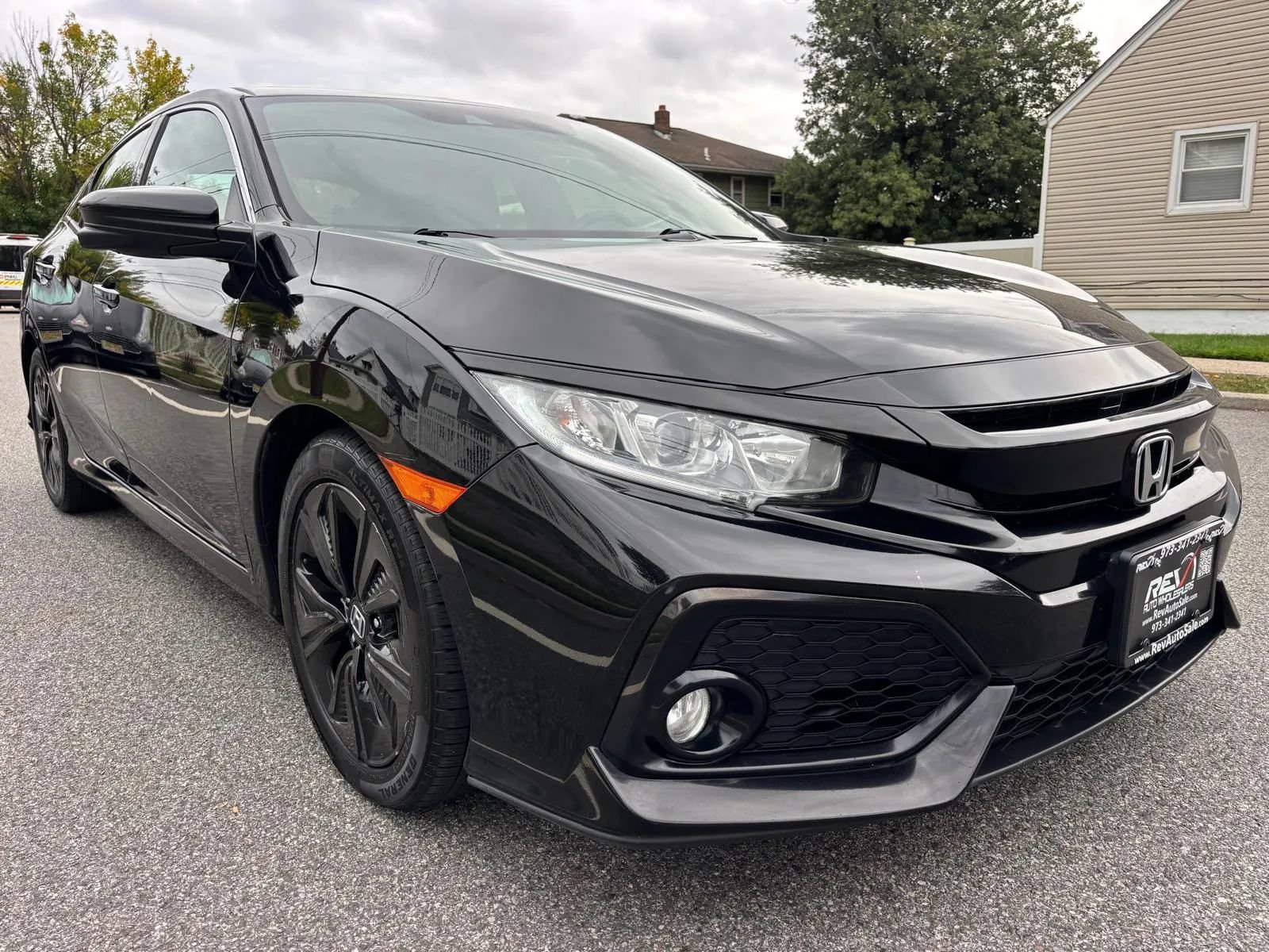 Used 2019 Honda Civic EX image 8