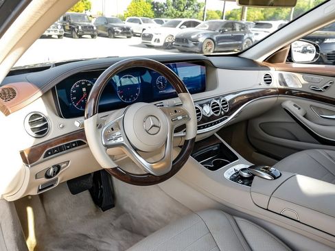 Used 2019 Mercedes-Benz S 560 Sedan image 13