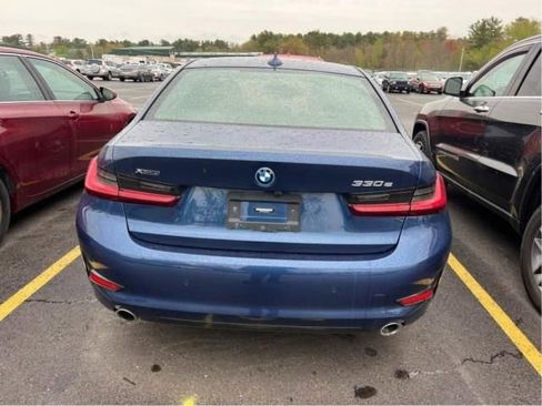 Used 2022 BMW 330e xDrive w/ Premium Package AWD/4WD image 6