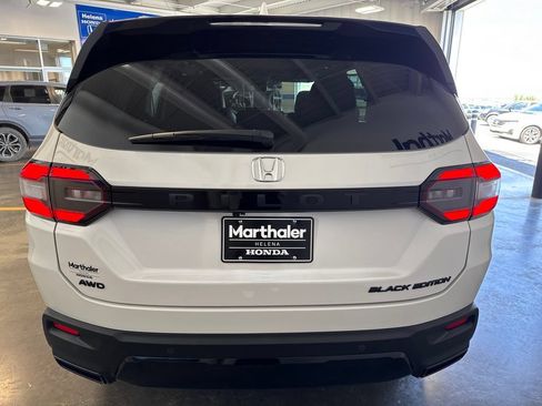 New 2026 Honda Pilot Black Edition image 6