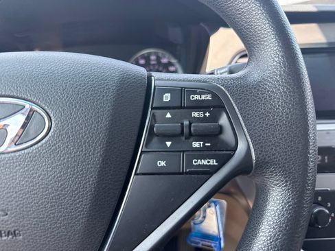 Used 2017 Hyundai Sonata SE FWD image 15