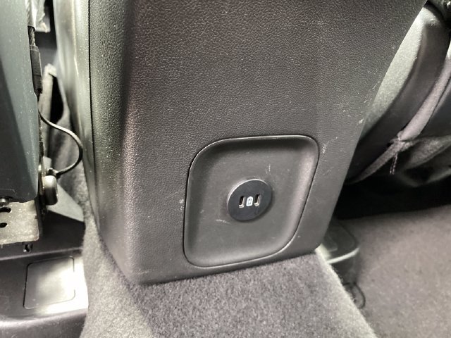 Used 2025 Ford Escape Platinum AWD/4WD image 20