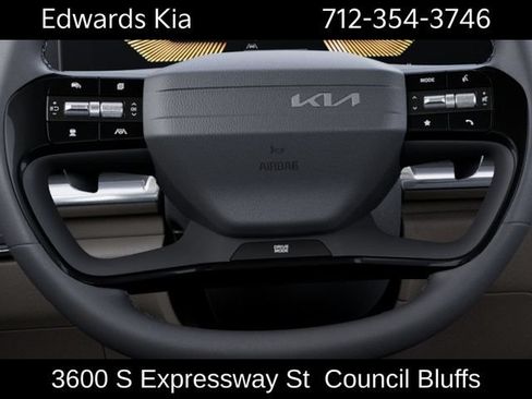 New 2027 Kia Carnival LX FWD image 24