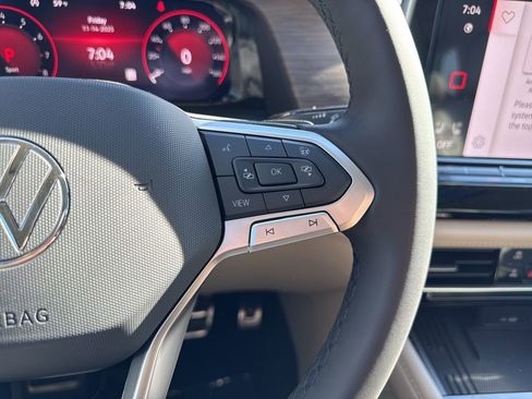 New 2026 Volkswagen Atlas SEL Premium R-Line image 38