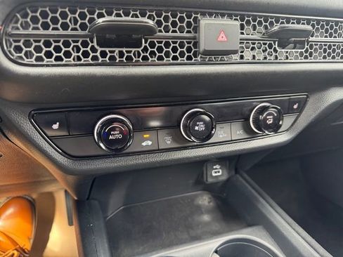 Certified 2025 Honda HR-V Sport image 21