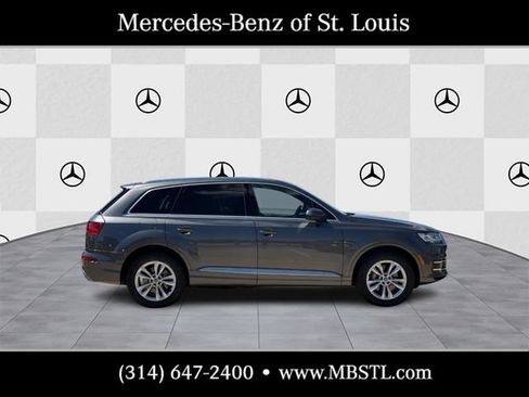 Used 2019 Audi Q7 3.0T Premium Plus w/ Premium Plus Package AWD/4WD image 2