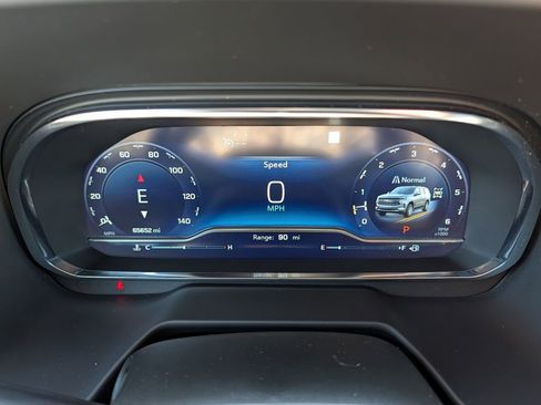 Used 2023 Chevrolet Suburban Z71 AWD/4WD image 22