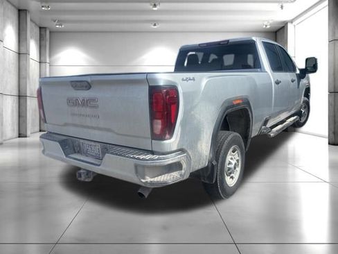 Used 2022 GMC Sierra 2500 Pro w/ Convenience Package image 4