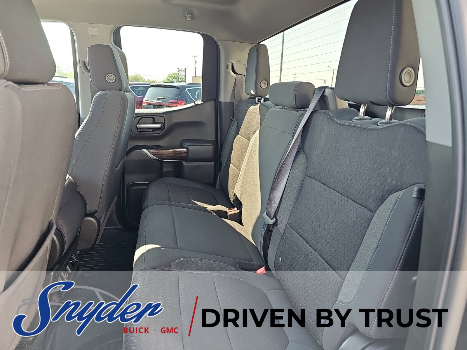 Used 2021 GMC Sierra 1500 Elevation w/ LPO, Elevation Black Package AWD/4WD image 21