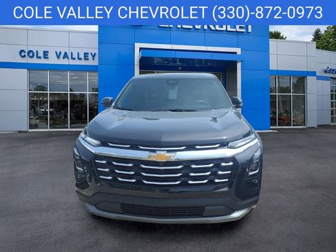 New 2026 Chevrolet Equinox LT FWD image 2