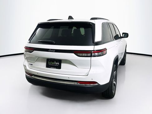 Used 2023 Jeep Grand Cherokee 4WD 4xe image 9