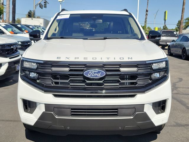 Certified 2025 Ford Expedition Active AWD/4WD image 27