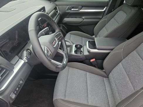 New 2026 GMC Terrain Elevation w/ Black Edition FWD image 10
