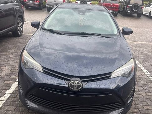 Used 2018 Toyota Corolla LE FWD image 5
