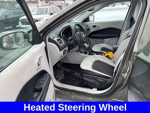 Used 2019 Jeep Compass Latitude w/ Cold Weather Group image 15