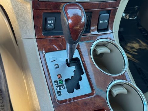 Used 2012 Toyota Highlander Limited image 30