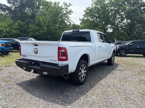 Used 2022 RAM 2500 Limited AWD/4WD image 3