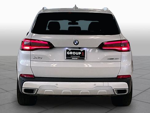 Used 2023 BMW X5 sDrive40i w/ Premium Package RWD image 4